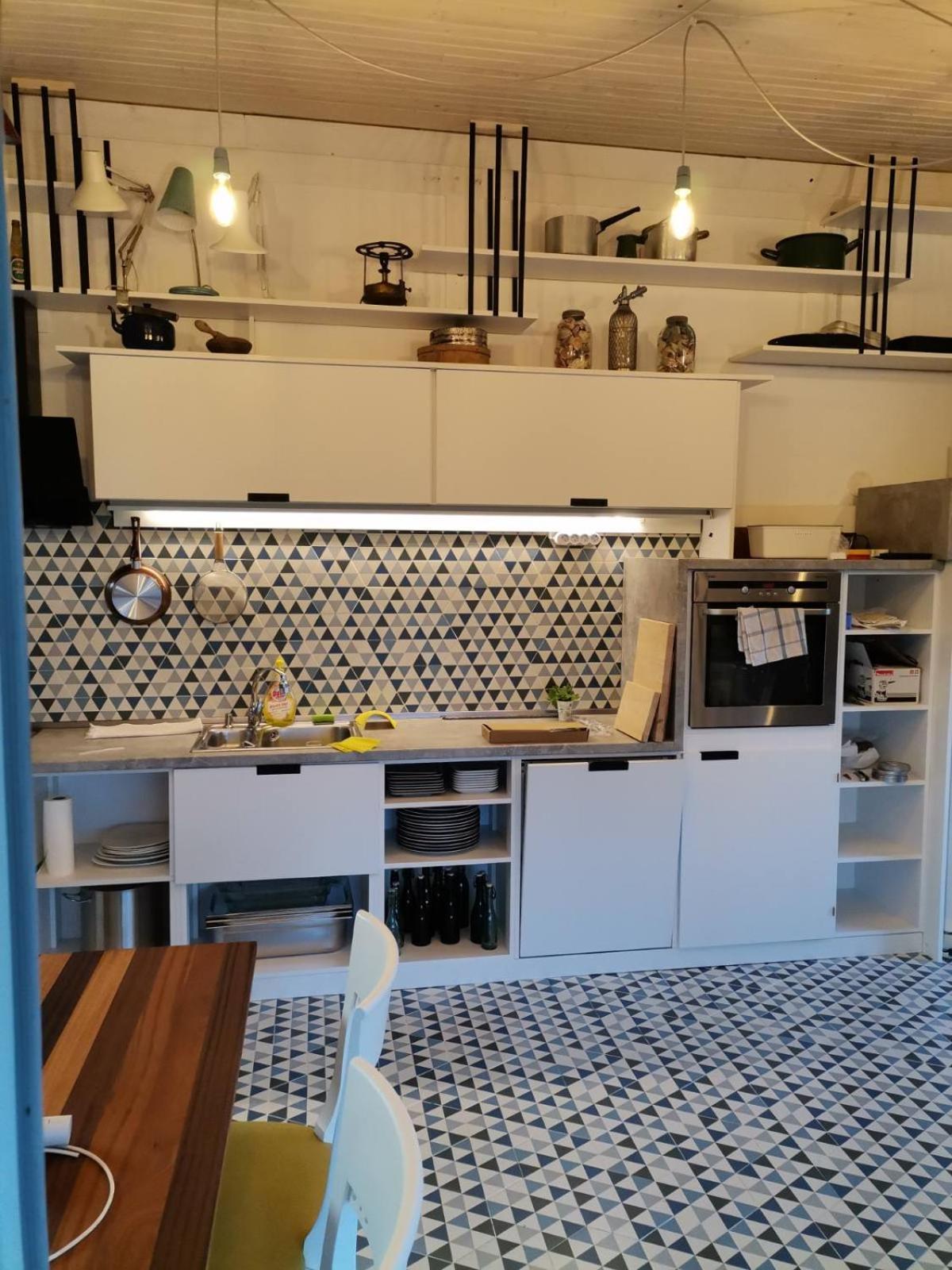ホテル Улица Лазурна テュレノヴォ 部屋 写真