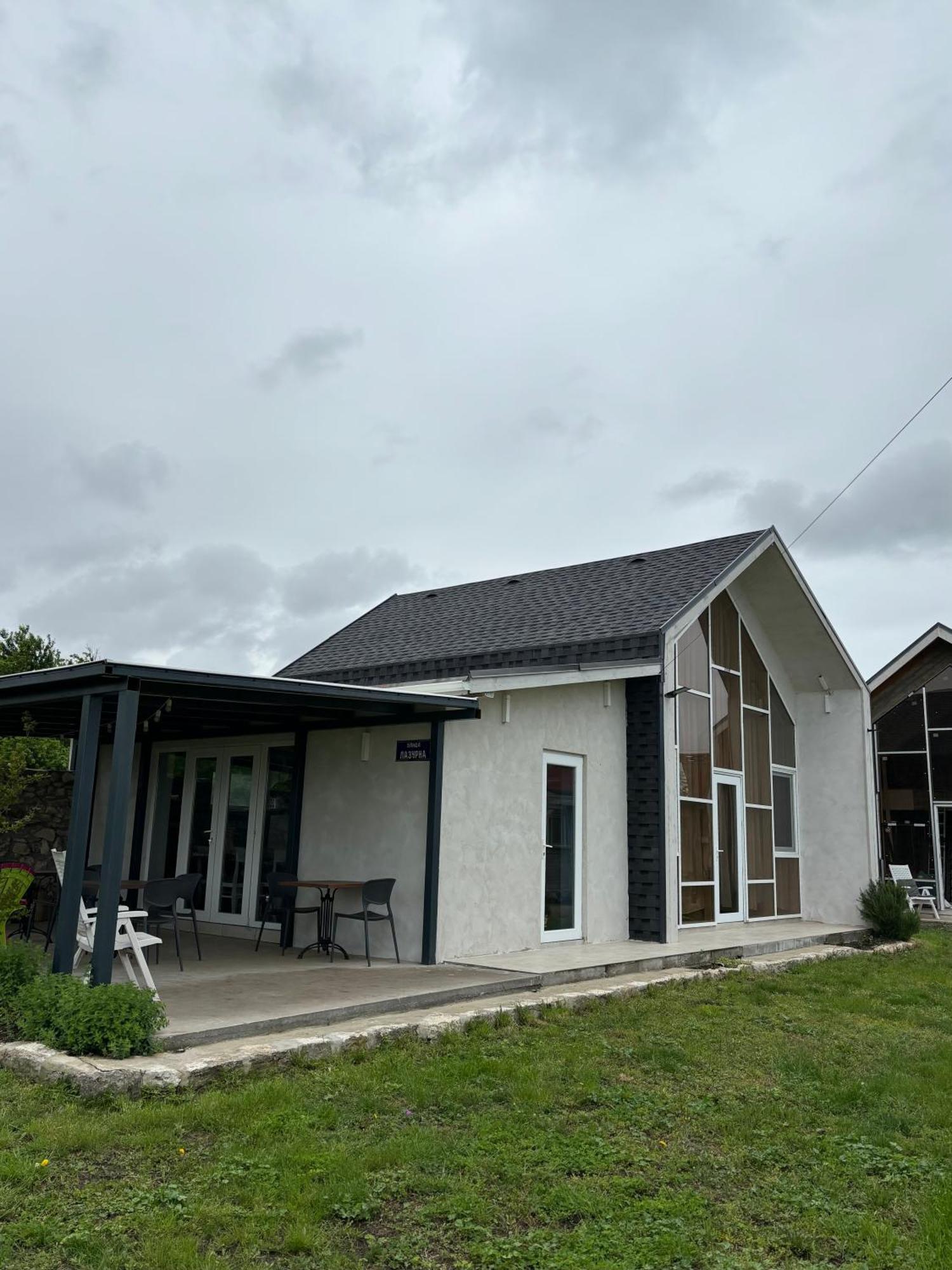 ホテル Улица Лазурна テュレノヴォ 部屋 写真
